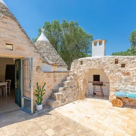 Trullo Donna Lucia Con Piscina Ferienhaus Latiano